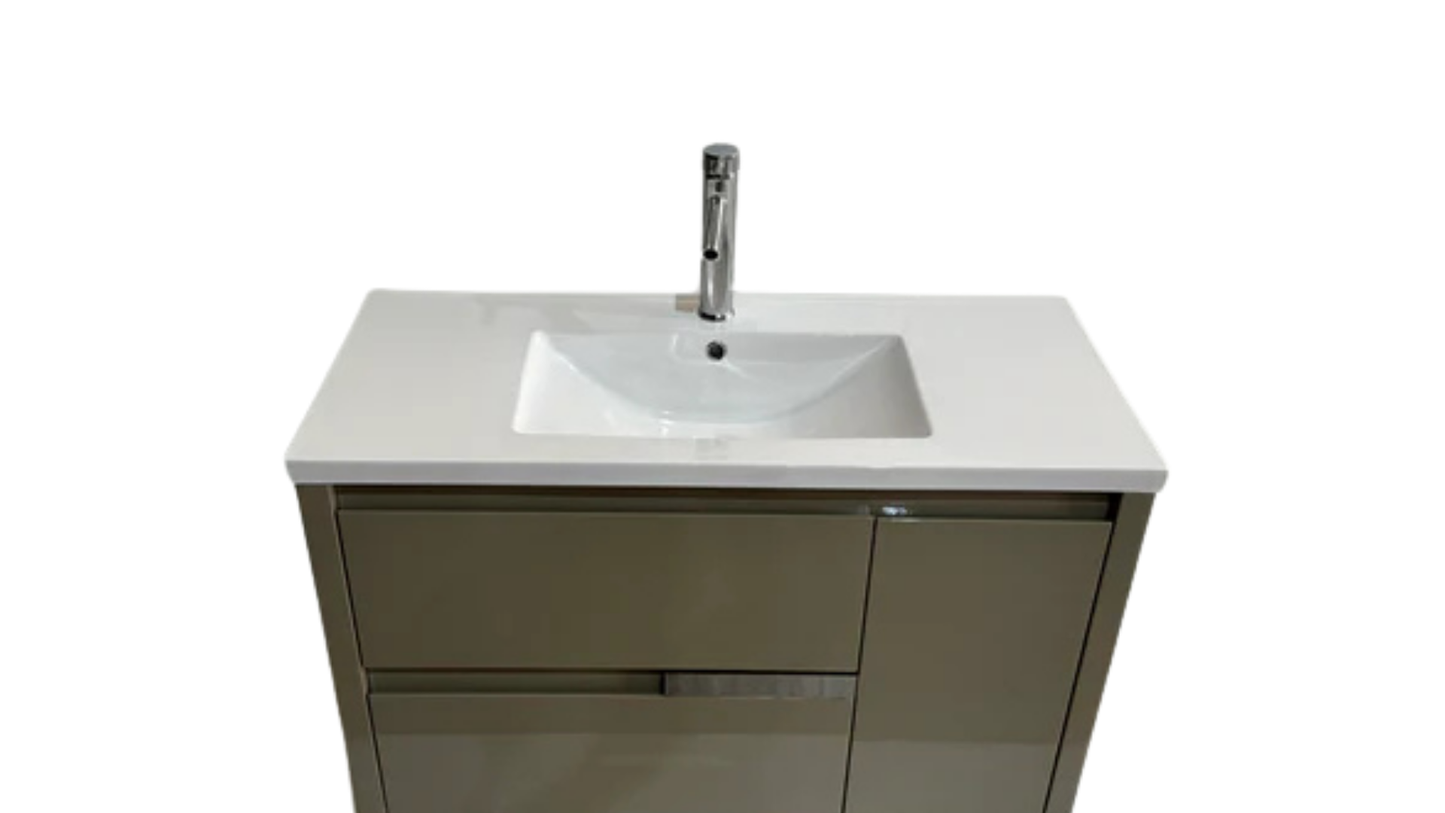 Gabinete GB2118 86 - GRAVITA