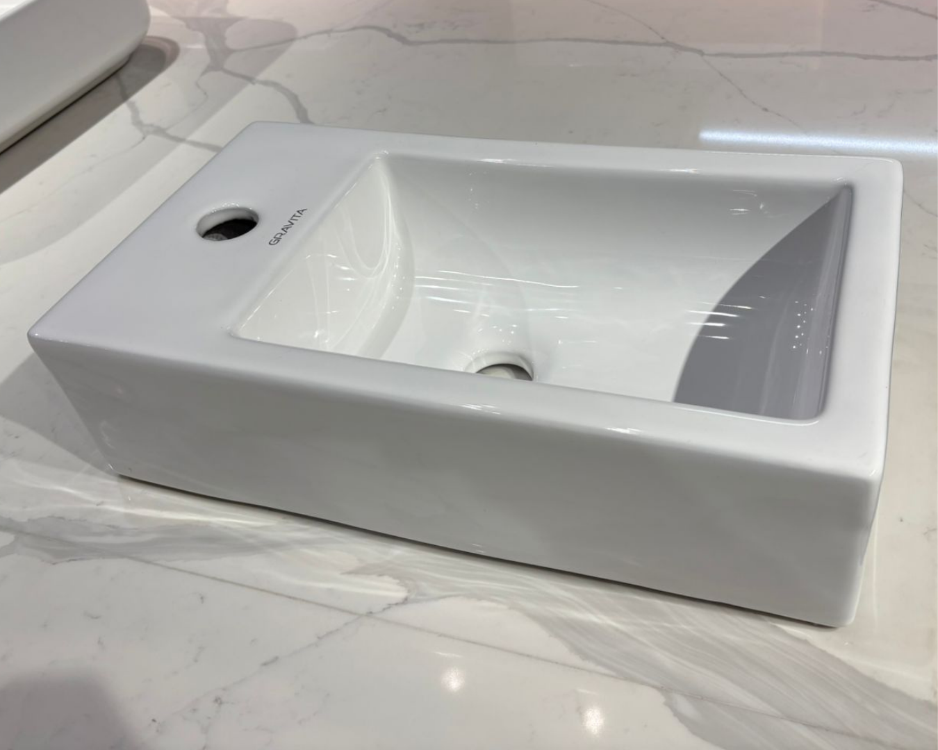 Lavabo de cerámica CUB MINI